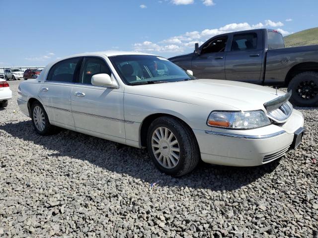 2005 Lincoln Town Car Signature VIN: 1LNHM81W25Y634889 Lot: 55392374