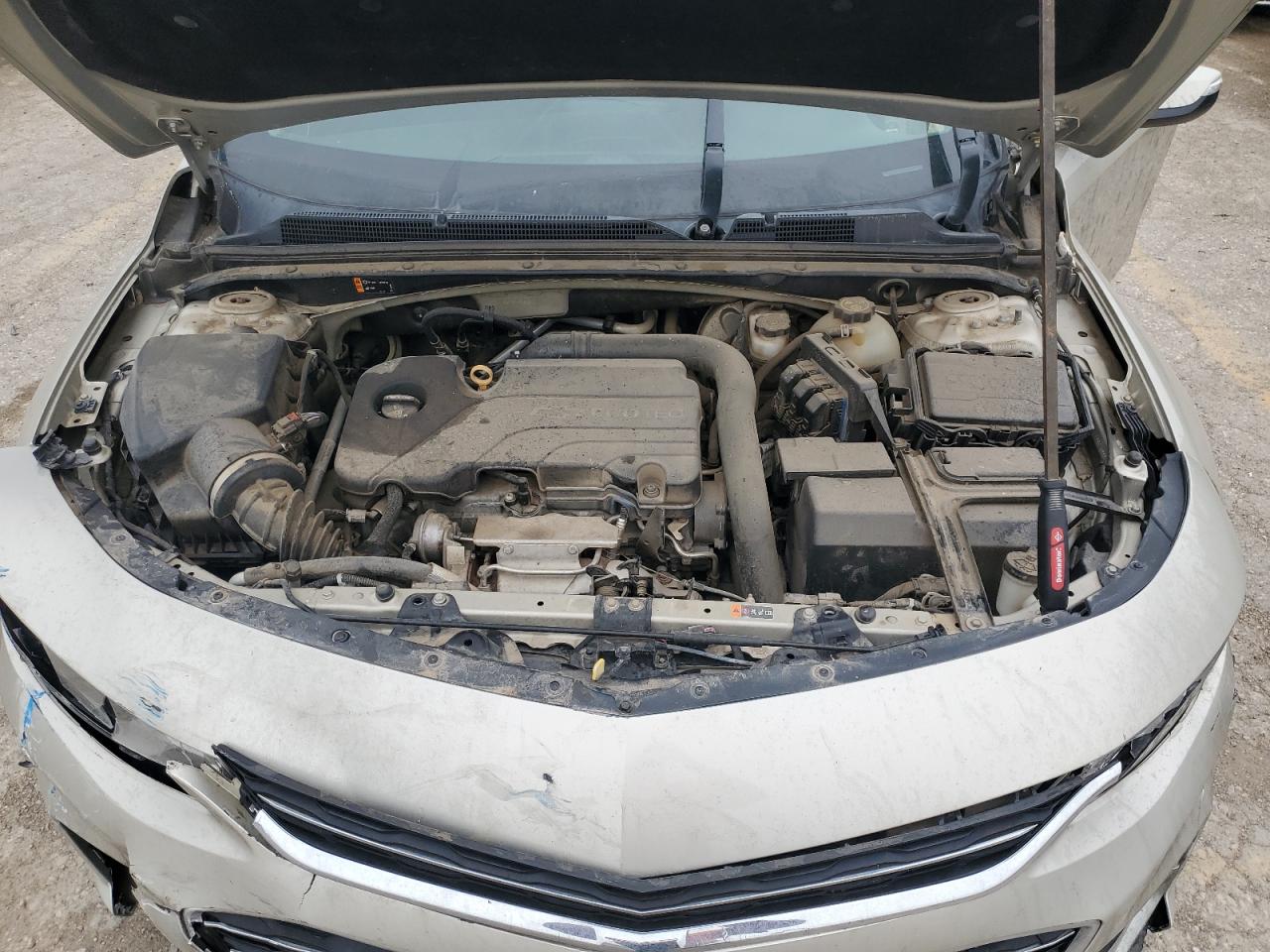 1G1ZE5STXGF272472 2016 Chevrolet Malibu Lt