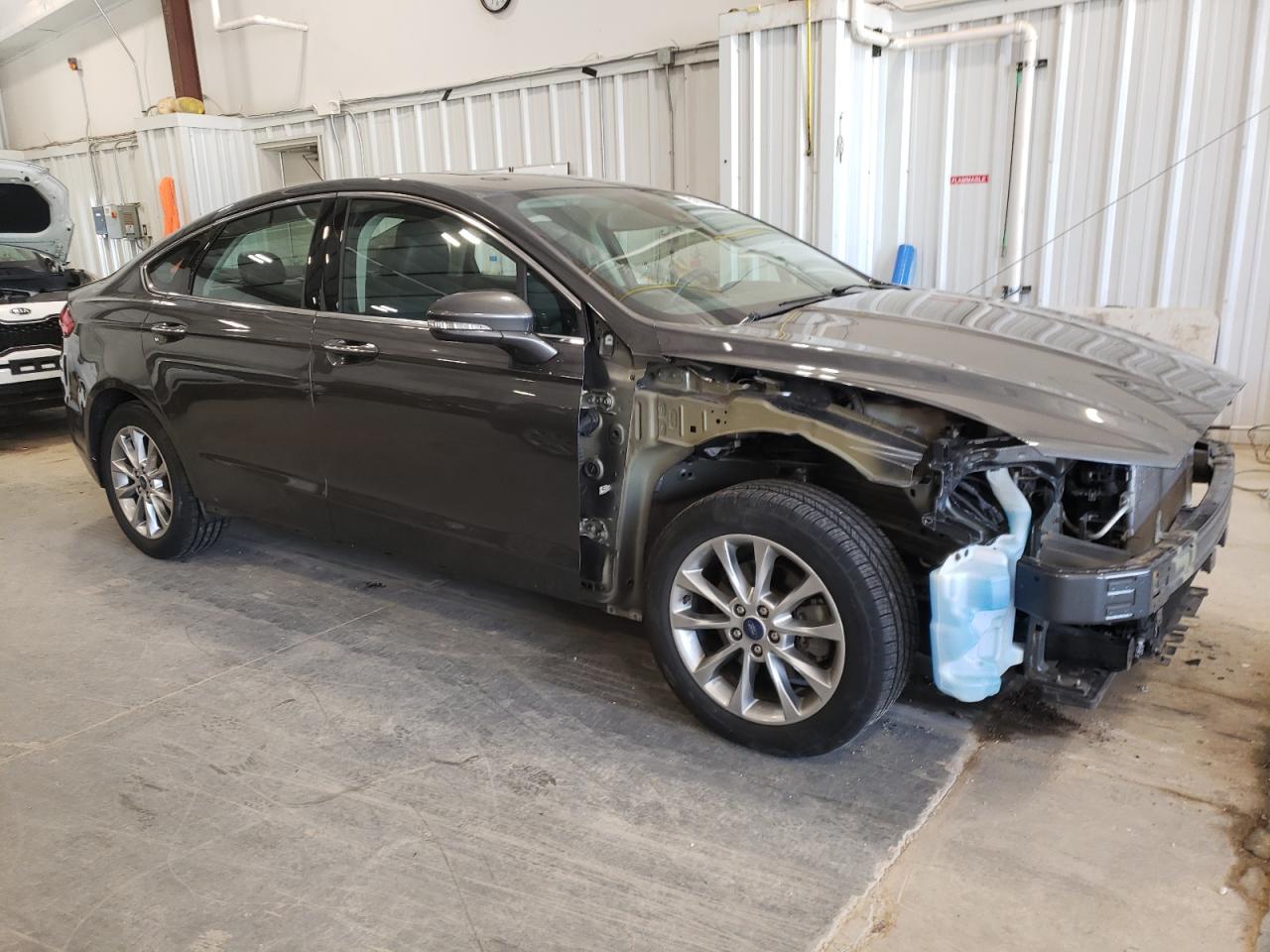 3FA6P0HDXHR227176 2017 Ford Fusion Se