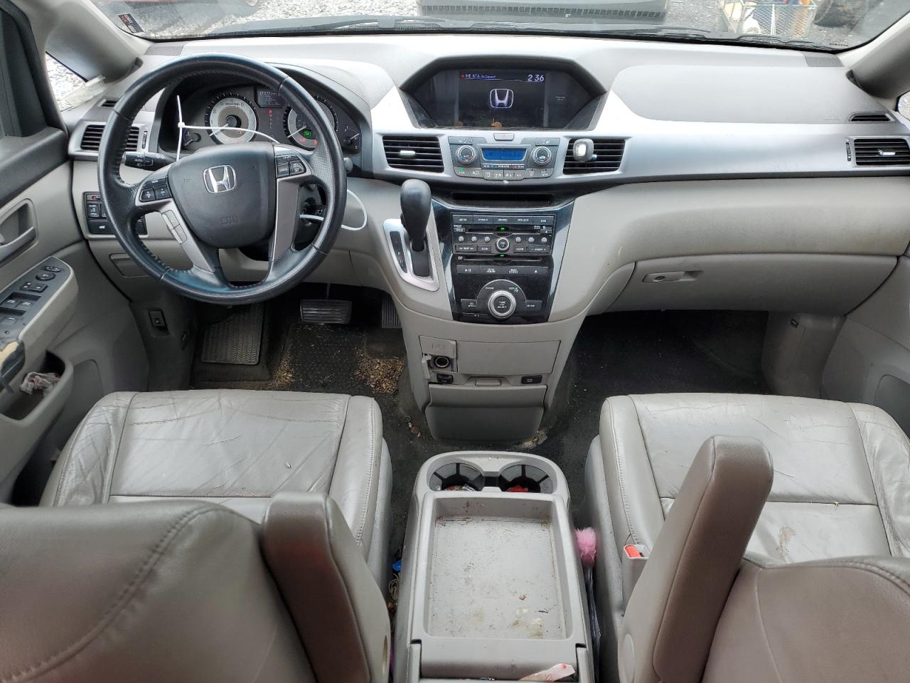 5FNRL5H62BB067028 2011 Honda Odyssey Exl