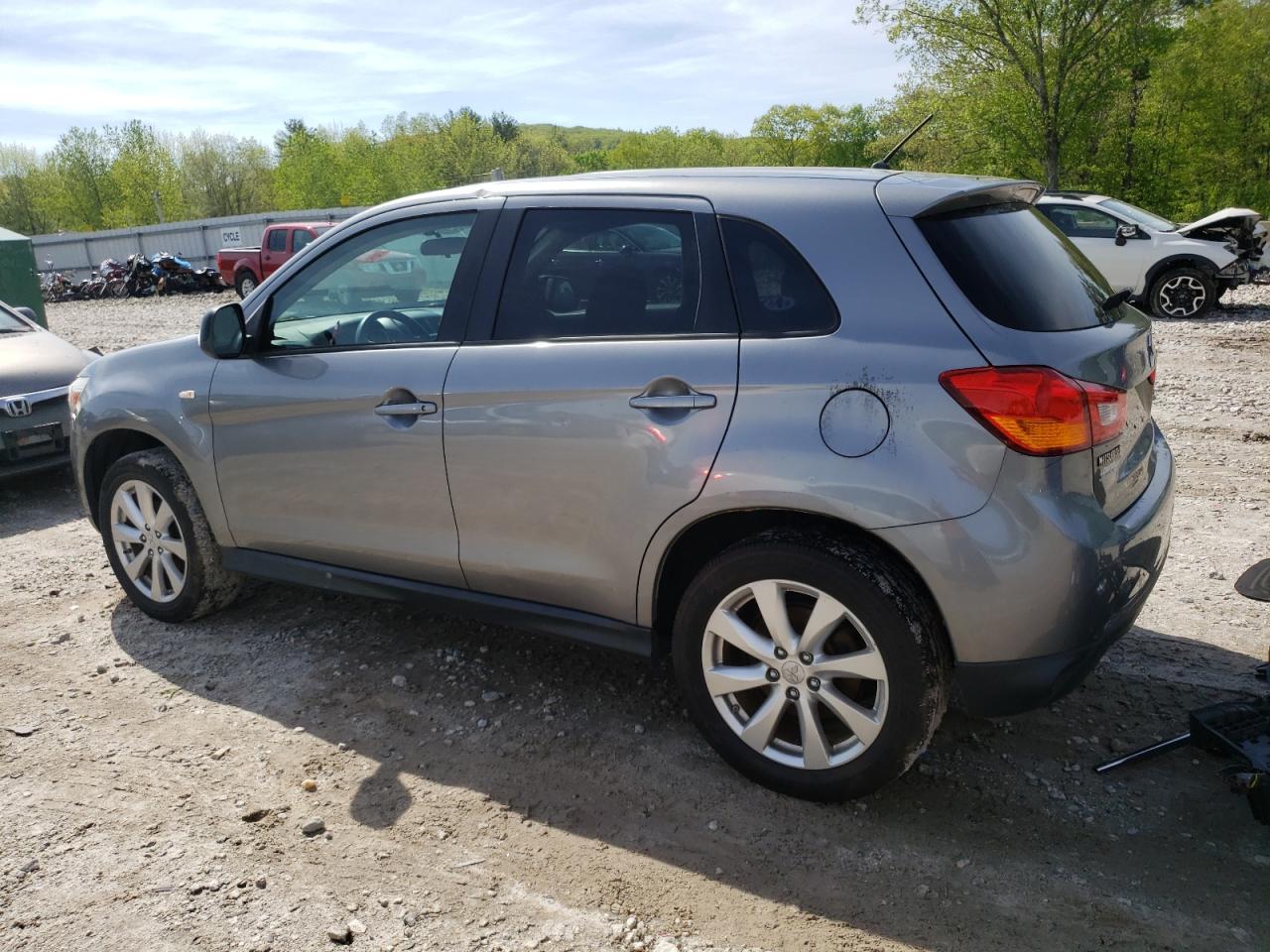 2015 Mitsubishi Outlander Sport Es vin: 4A4AP3AU7FE012668