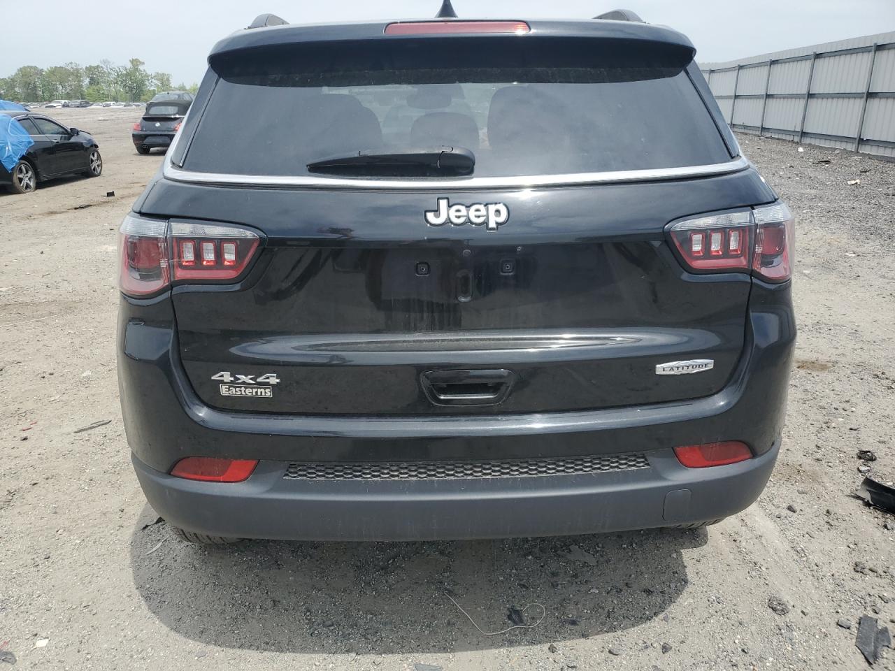 3C4NJDBB7KT839254 2019 Jeep Compass Latitude
