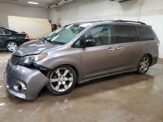 2013 Toyota Sienna Sport VIN: 5TDXK3DC9DS372213 Lot: 53641094