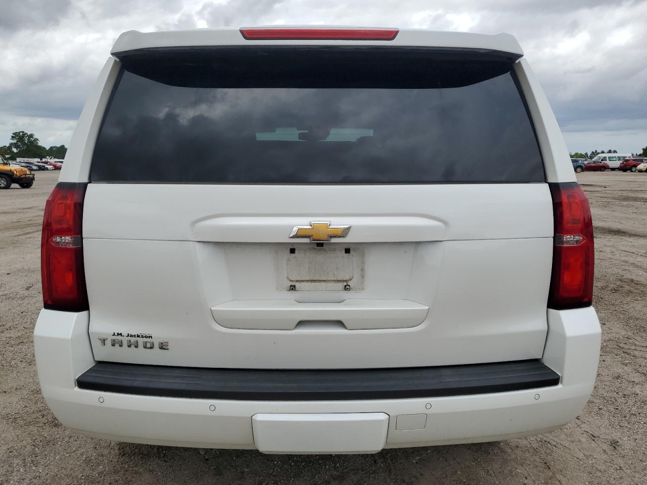 1GNSCBKC8HR280879 2017 Chevrolet Tahoe C1500 Lt