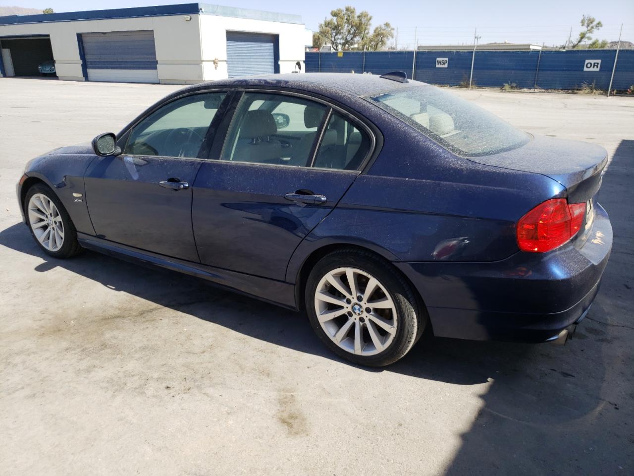 WBAPK5G51BNN27362 2011 BMW 328 Xi Sulev