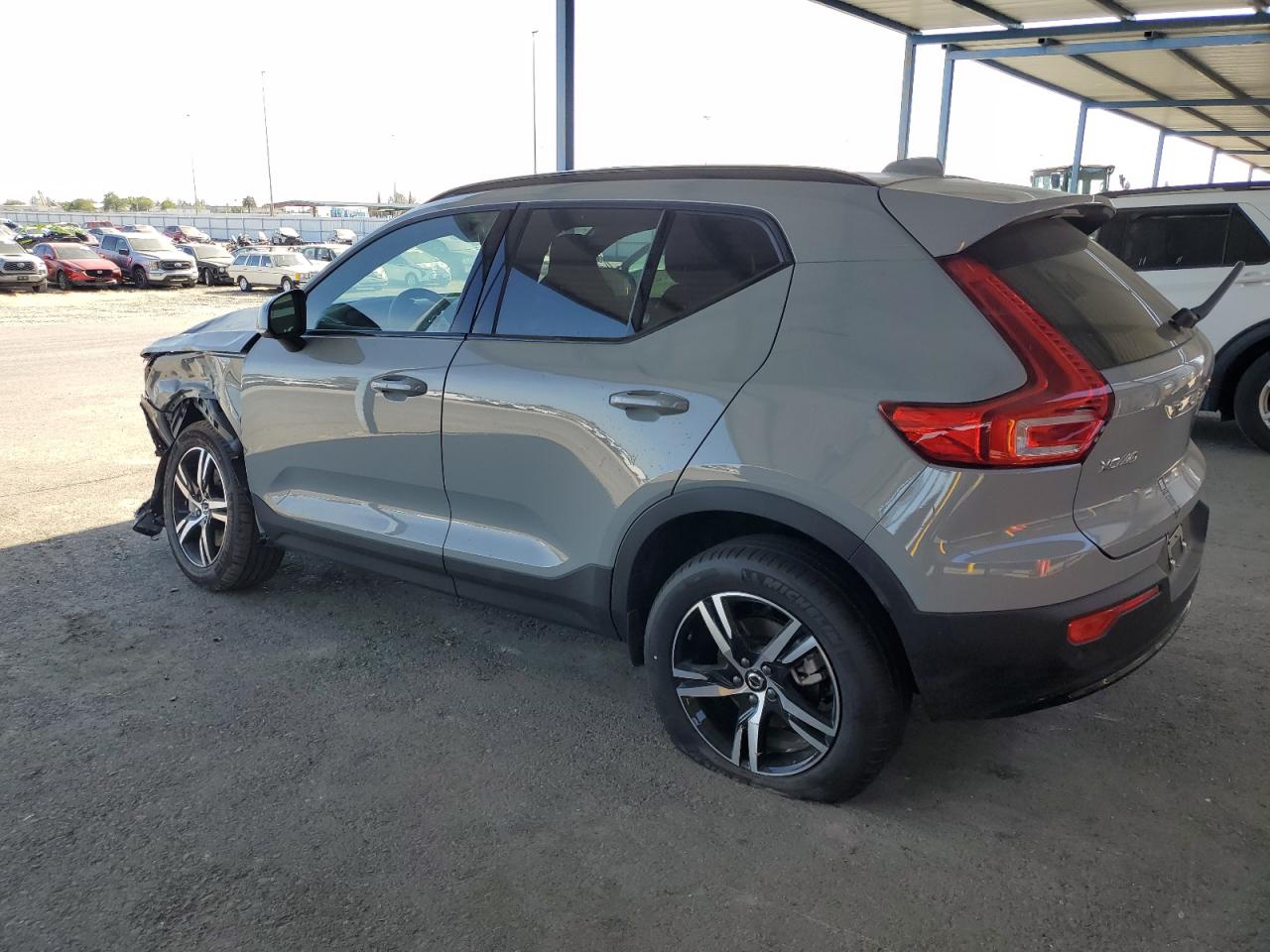 YV4L12UK5R2338526 2024 Volvo Xc40 Core