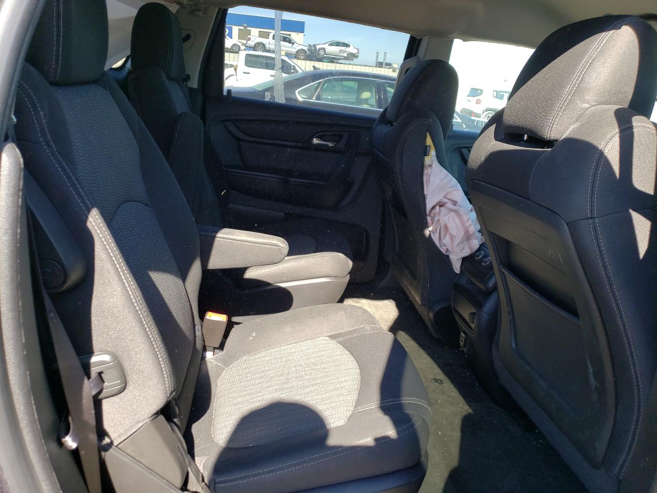 1GNKVGKD6FJ183529 2015 Chevrolet Traverse Lt