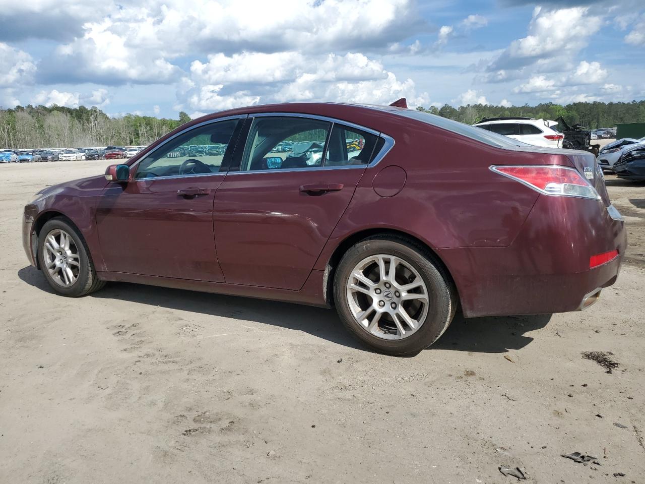 19UUA8F25AA017332 2010 Acura Tl