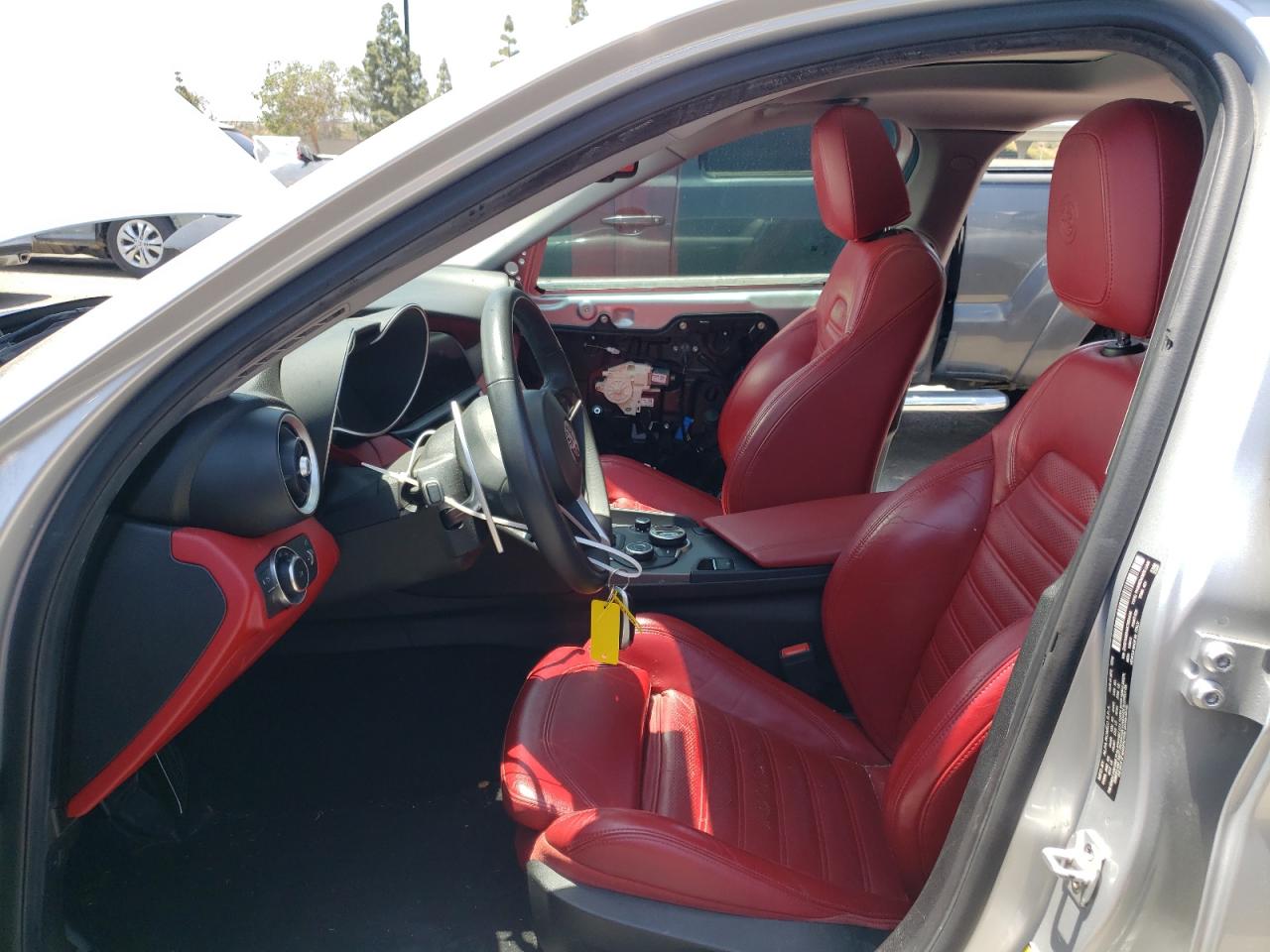 ZARFAMBN4K7605436 2019 Alfa Romeo Giulia Ti