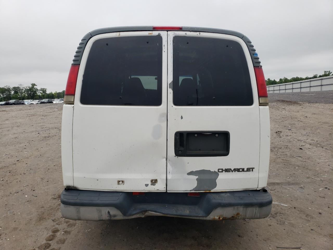 1GCEG15W4W1076828 1998 Chevrolet Express G1500