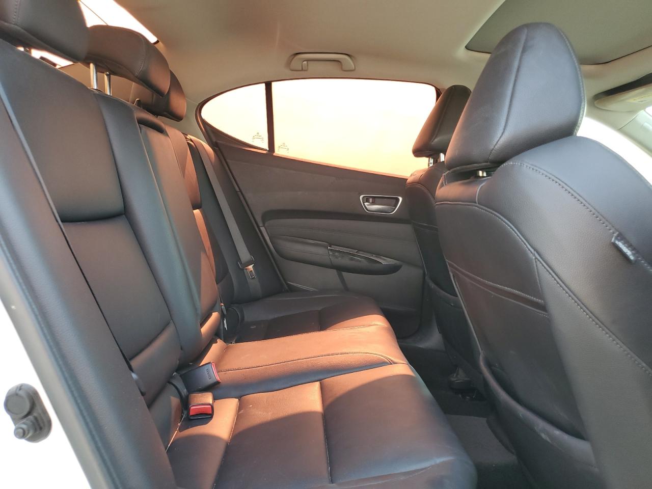 19UUB2F38JA008739 2018 Acura Tlx