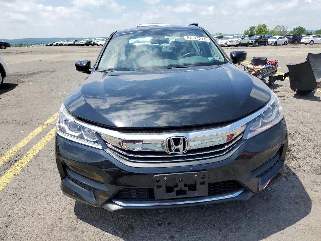 1HGCR2F33HA290841 2017 Honda Accord Lx