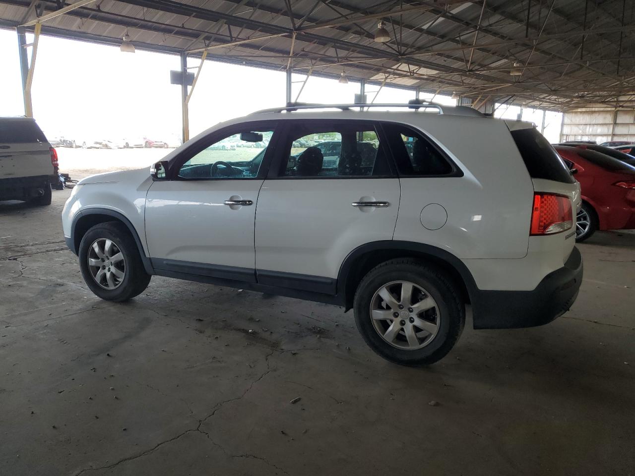 5XYKT4A15BG177610 2011 Kia Sorento Base