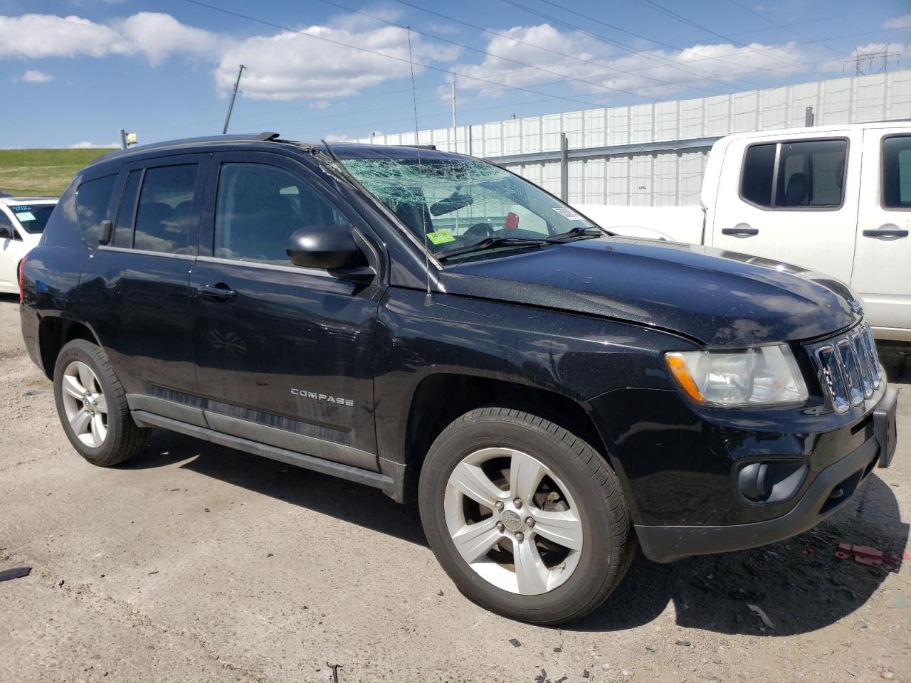 1J4NF1FB4BD159225 2011 Jeep Compass Sport