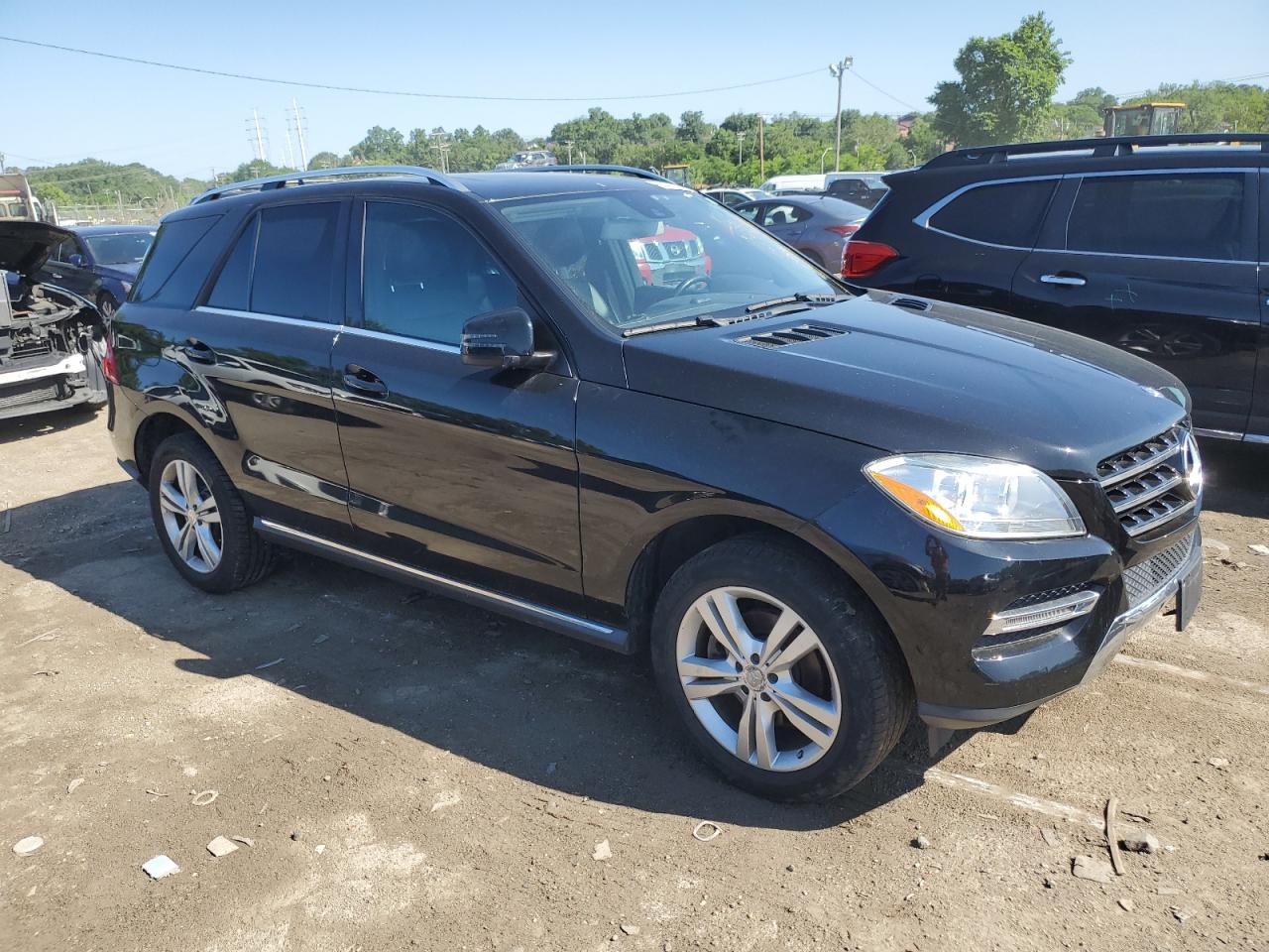 2015 Mercedes-Benz Ml 350 4Matic vin: 4JGDA5HB6FA617810