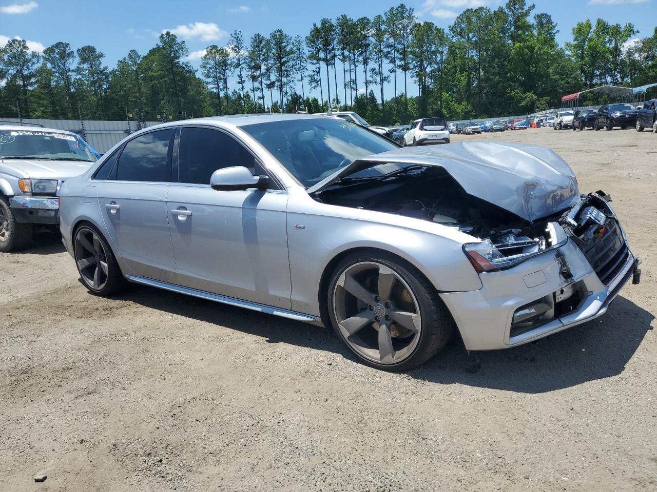 2015 Audi A4 Premium vin: WAUAFAFL9FN007984