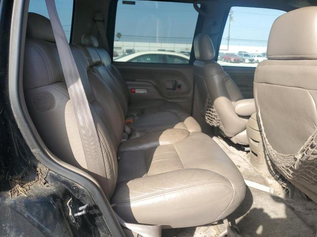 1999 GMC Yukon VIN: 1GKEK13R8XJ776434 Lot: 57124084