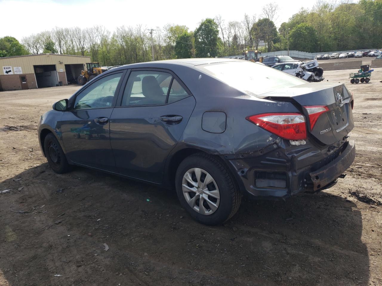 2016 Toyota Corolla L vin: 2T1BURHE6GC695036