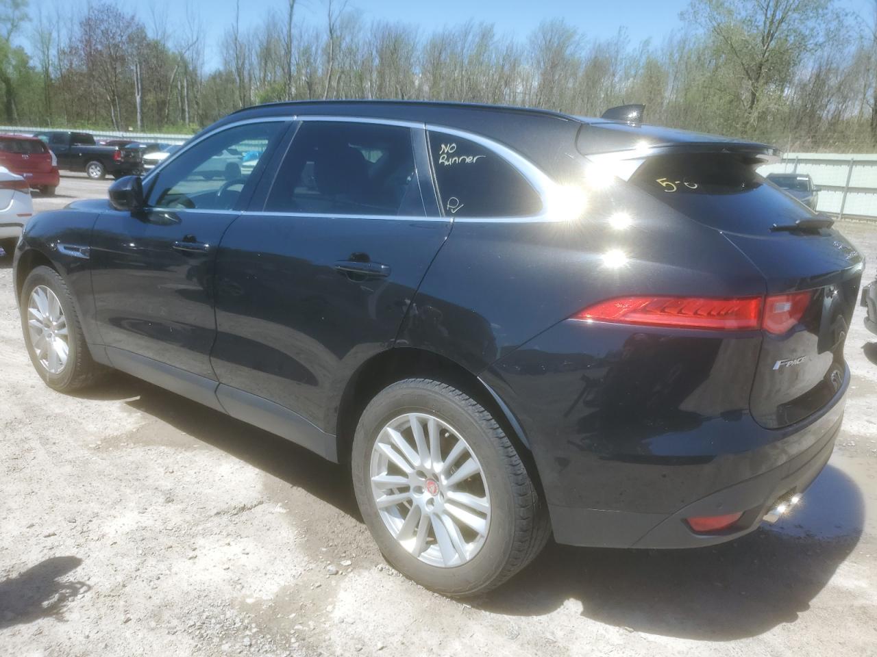 2017 Jaguar F-Pace Prestige vin: SADCK2BN8HA094733