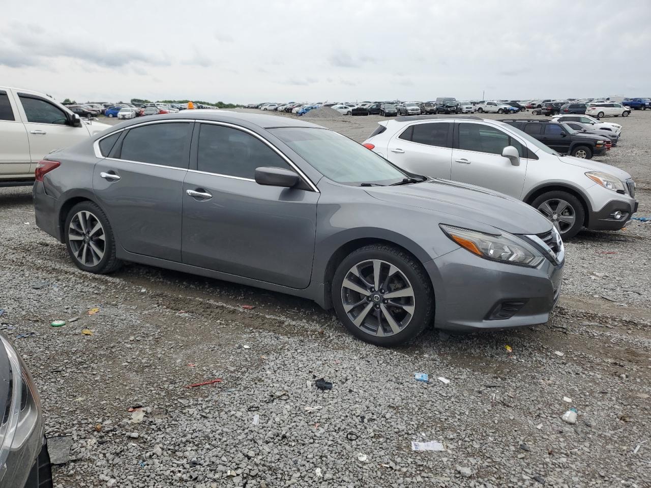 2017 Nissan Altima 2.5 vin: 1N4AL3AP0HN355067