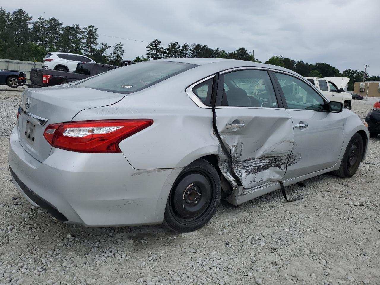 2016 Nissan Altima 2.5 vin: 1N4AL3AP3GN336186