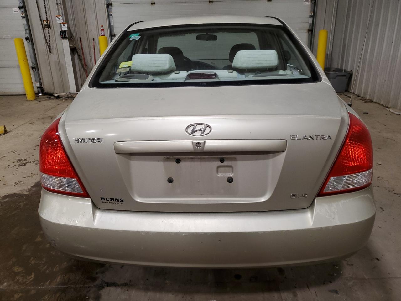 KMHDN45DX1U061612 2001 Hyundai Elantra Gls