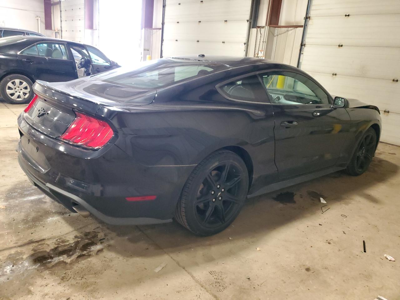 1FA6P8TH1J5173946 2018 Ford Mustang