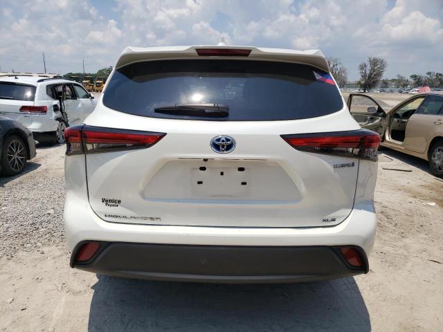 2021 Toyota Highlander Hybrid Xle VIN: 5TDGBRCH8MS527124 Lot: 56640174