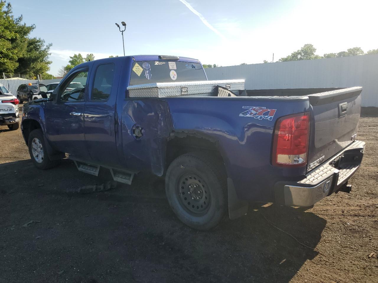 1GTR2VE33BZ211502 2011 GMC Sierra K1500 Sle