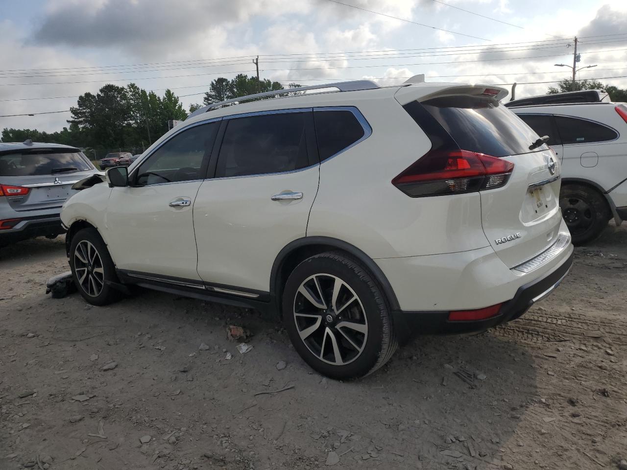 JN8AT2MT7JW464918 2018 Nissan Rogue S