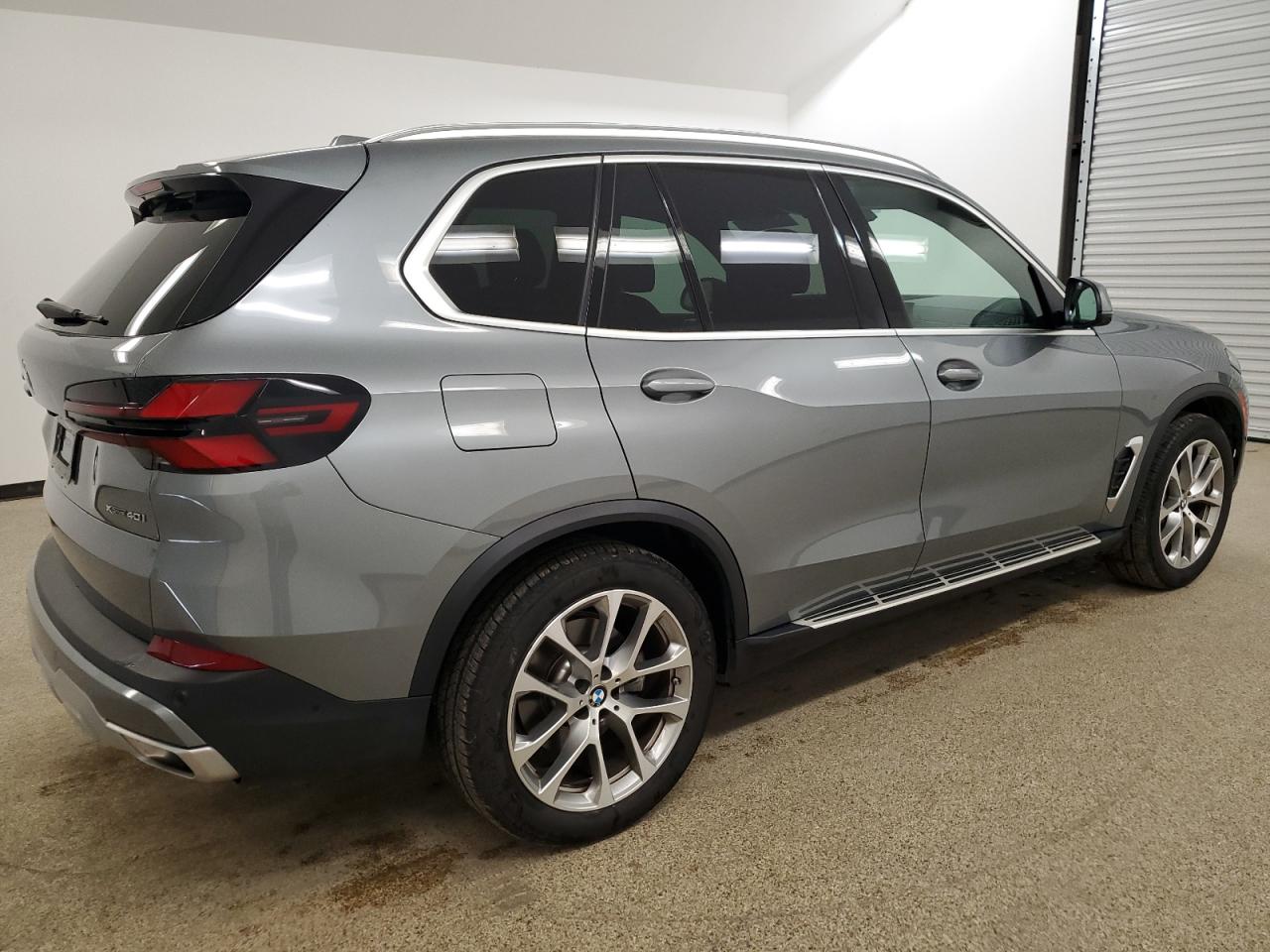 2024 BMW X5 xDrive40I vin: 5UX23EU06R9T43748