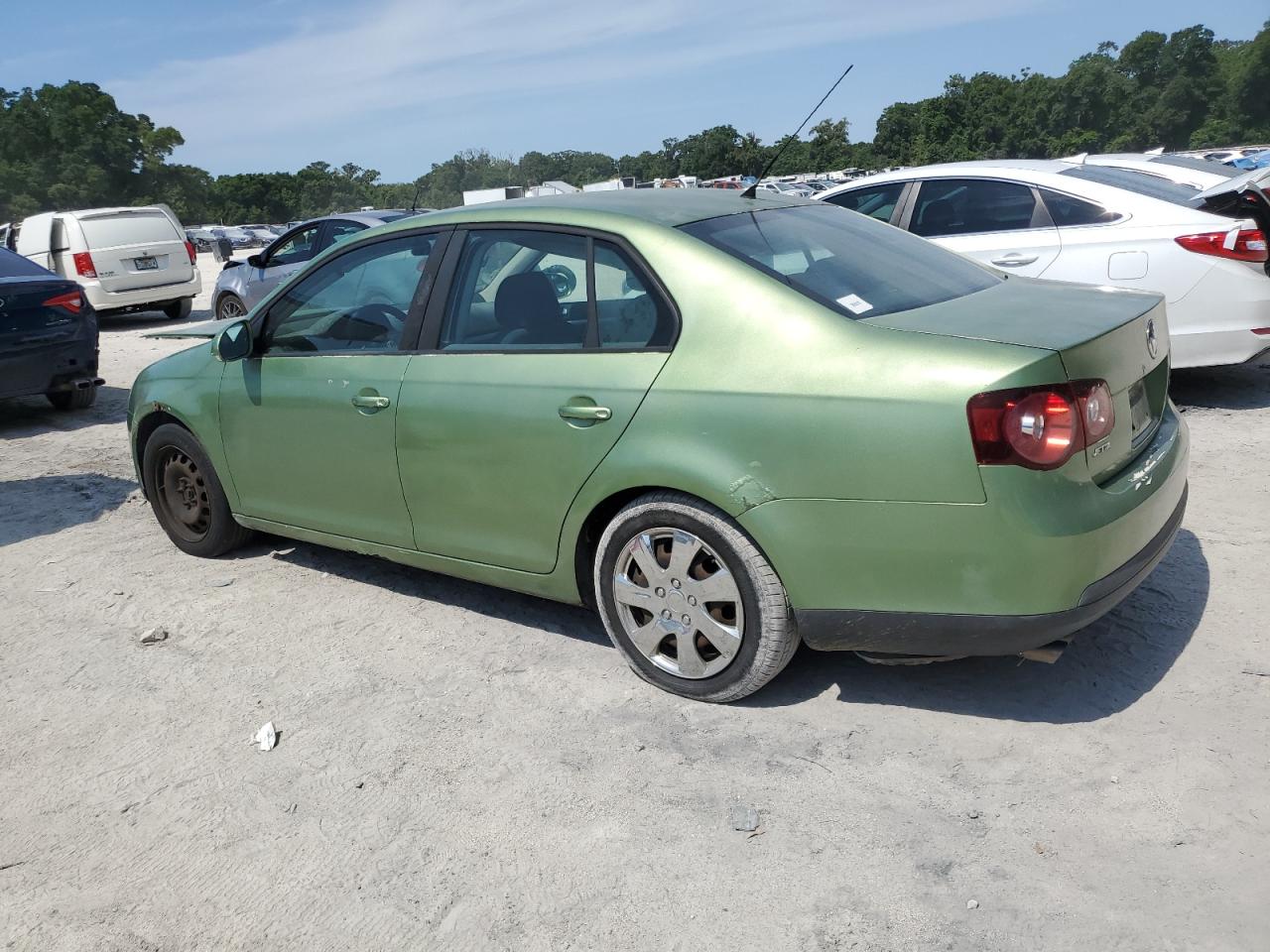 3VWJZ71K68M085712 2008 Volkswagen Jetta S