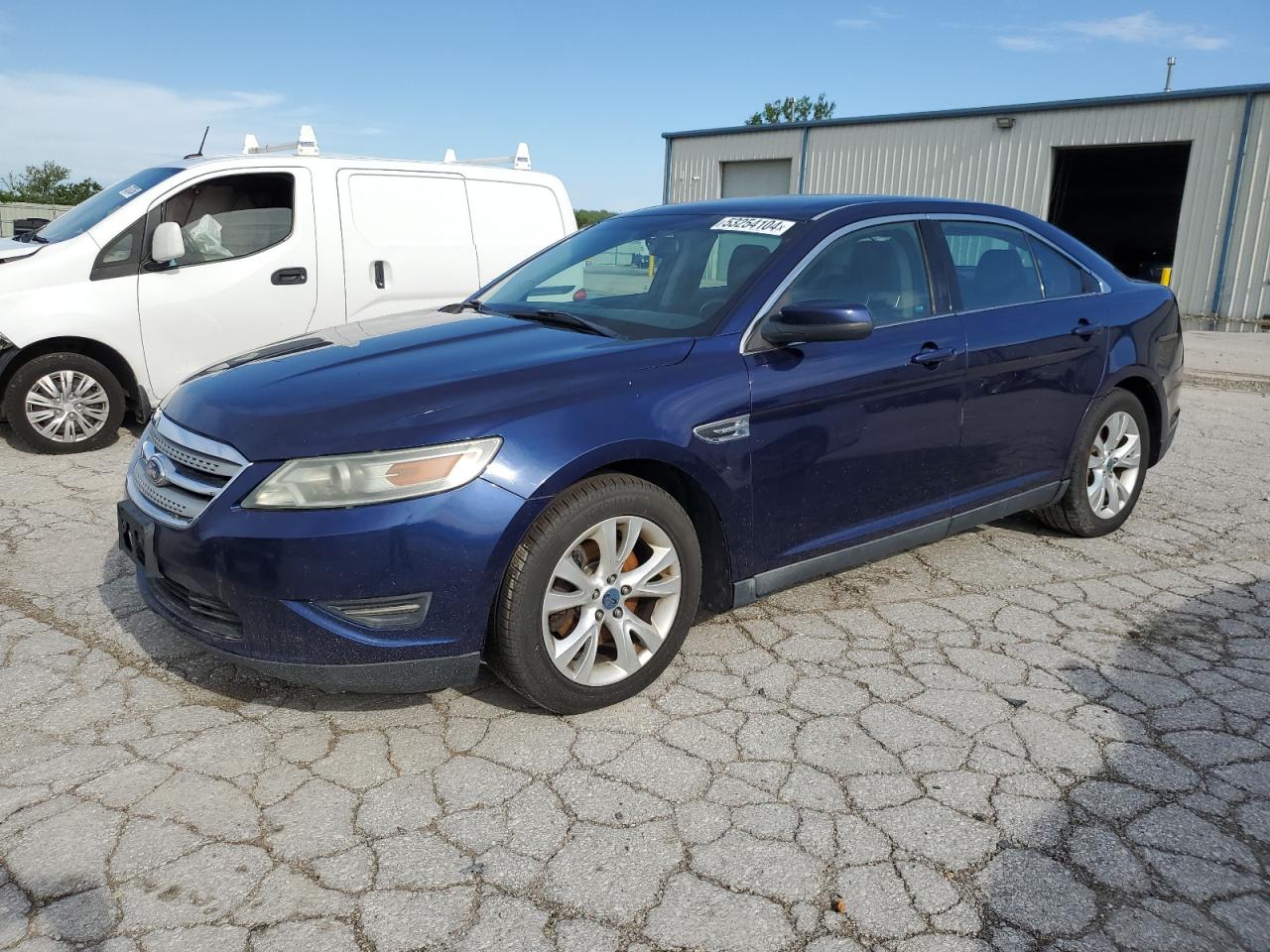 1FAHP2HW2BG155359 2011 Ford Taurus Sel