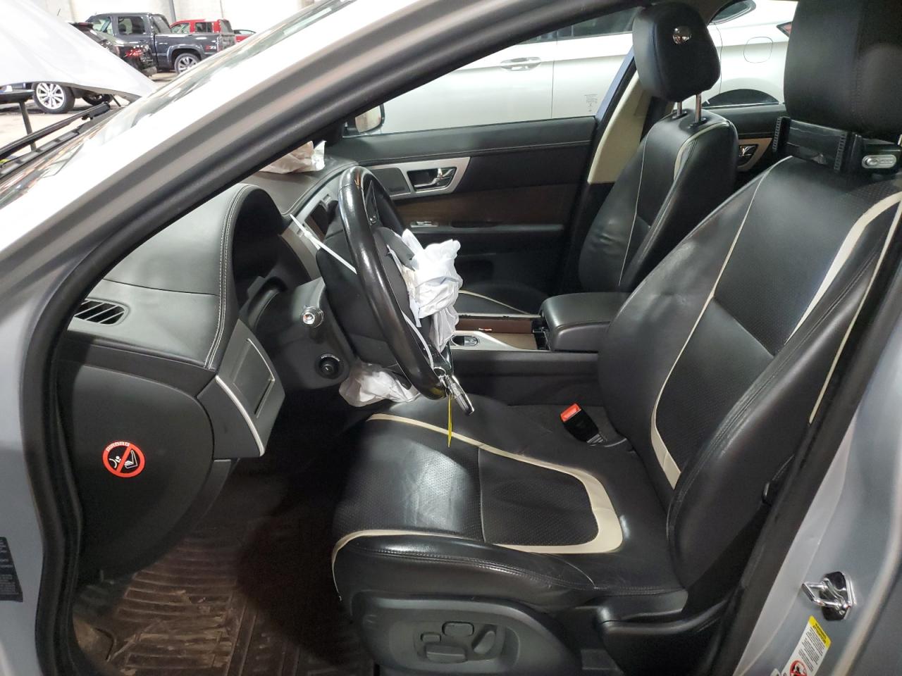 SAJWJ0FFXF8U58434 2015 Jaguar Xf 3.0 Sport Awd