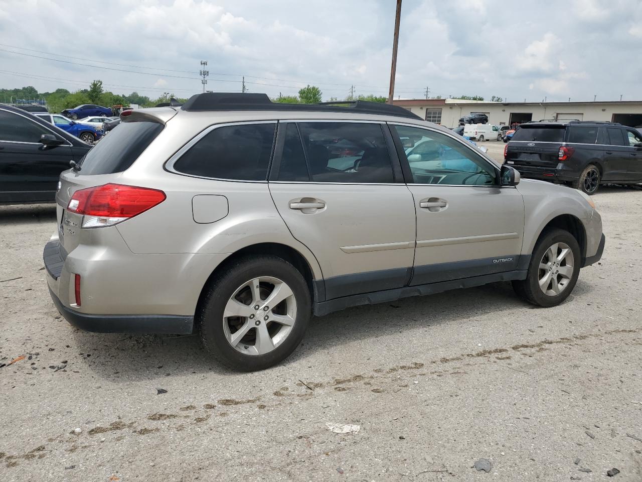 4S4BRDNC0E2220609 2014 Subaru Outback 3.6R Limited