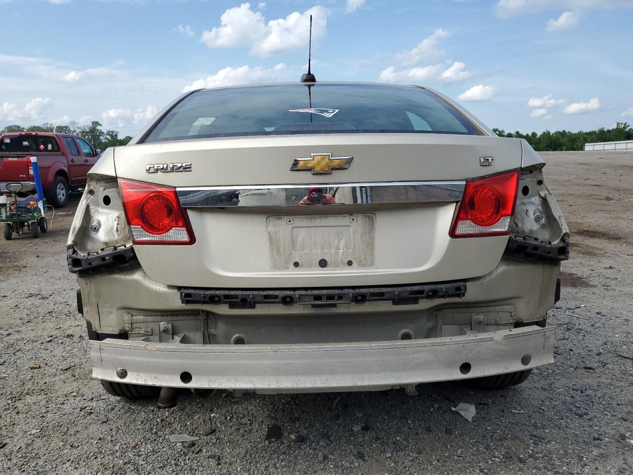 1G1PC5SBXF7145928 2015 Chevrolet Cruze Lt