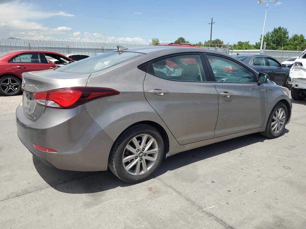 5NPDH4AE7EH529659 2014 Hyundai Elantra Se