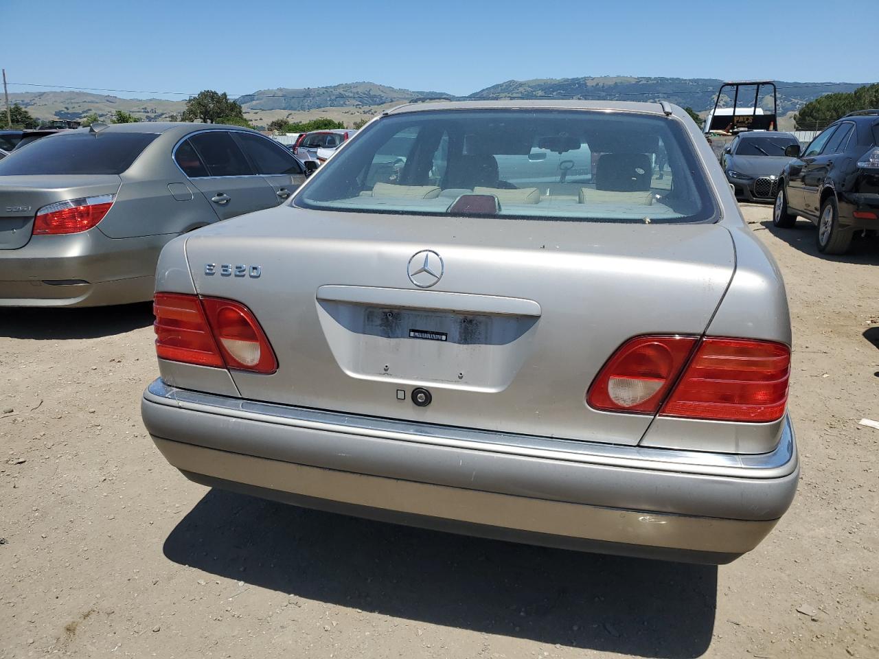 WDBJF55FXVA395768 1997 Mercedes-Benz E 320