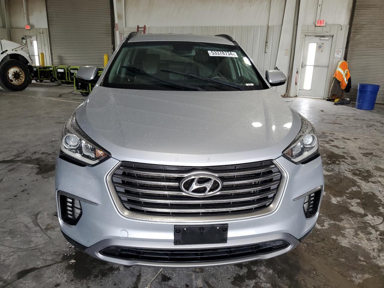 KM8SN4HF5HU232166 2017 Hyundai Santa Fe Se