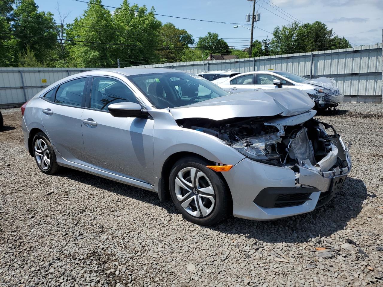 2HGFC2F51JH573746 2018 Honda Civic Lx