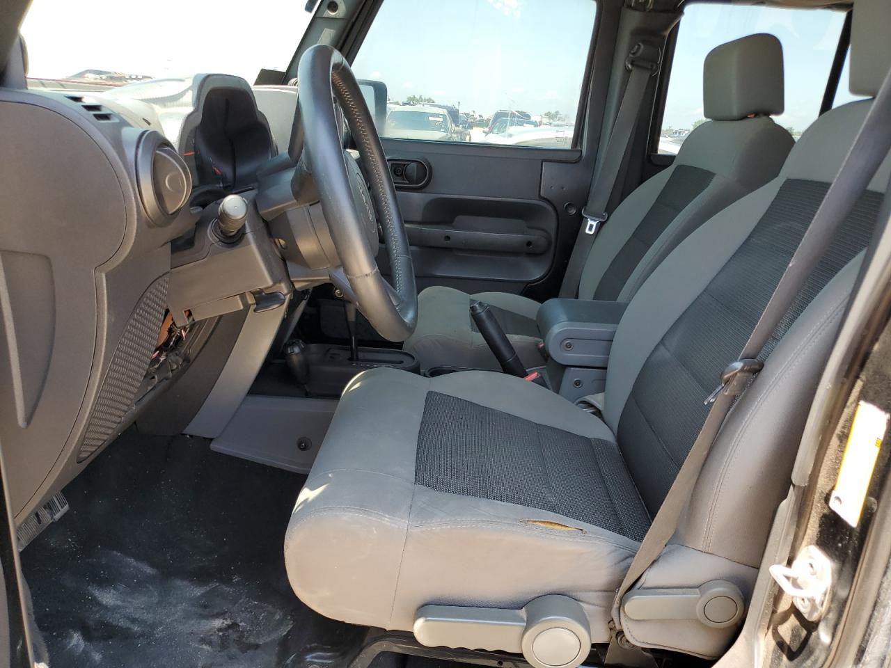 1J4GA29108L568407 2008 Jeep Wrangler Unlimited X