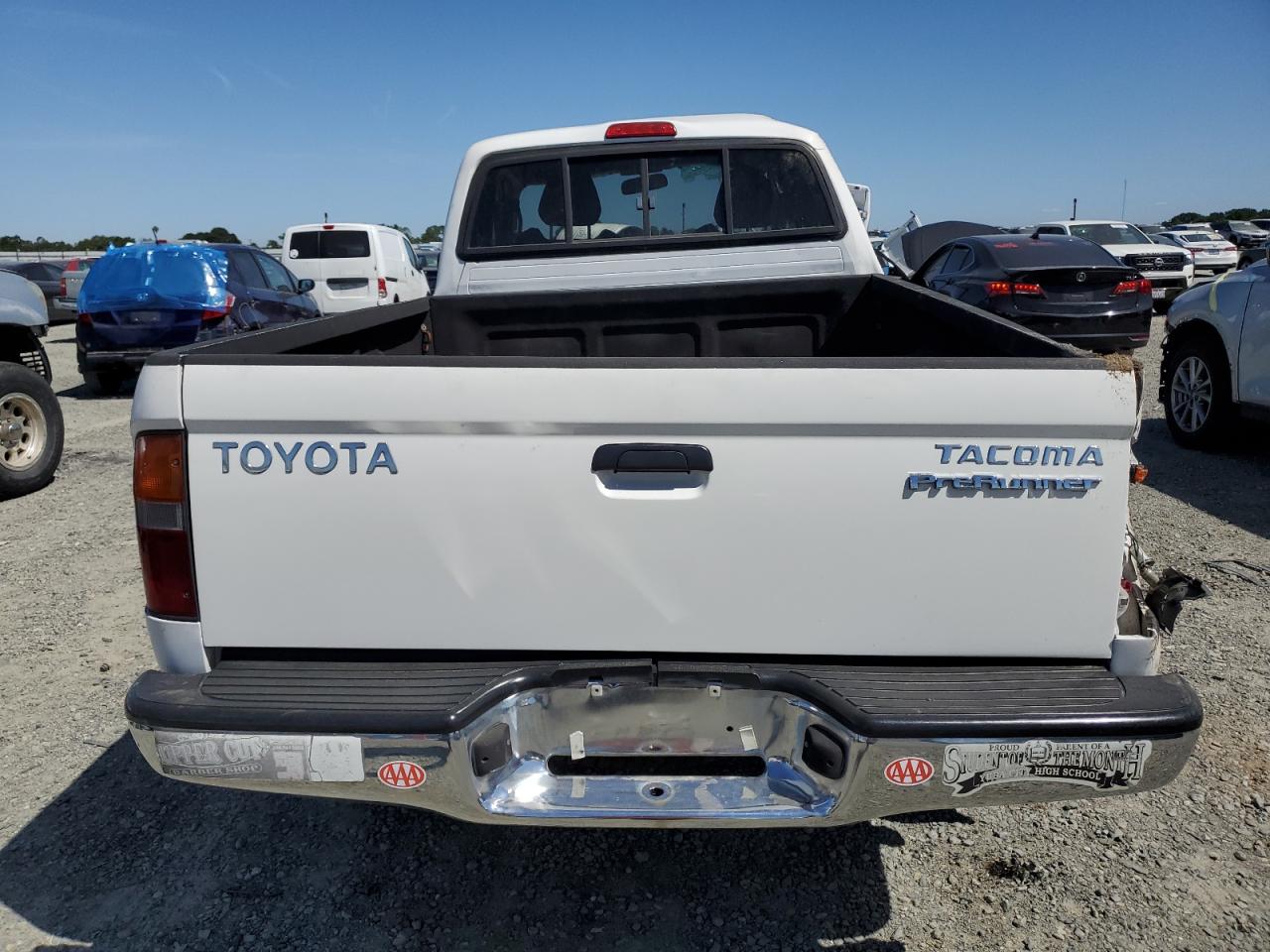 4TASN92N6YZ589937 2000 Toyota Tacoma Xtracab Prerunner