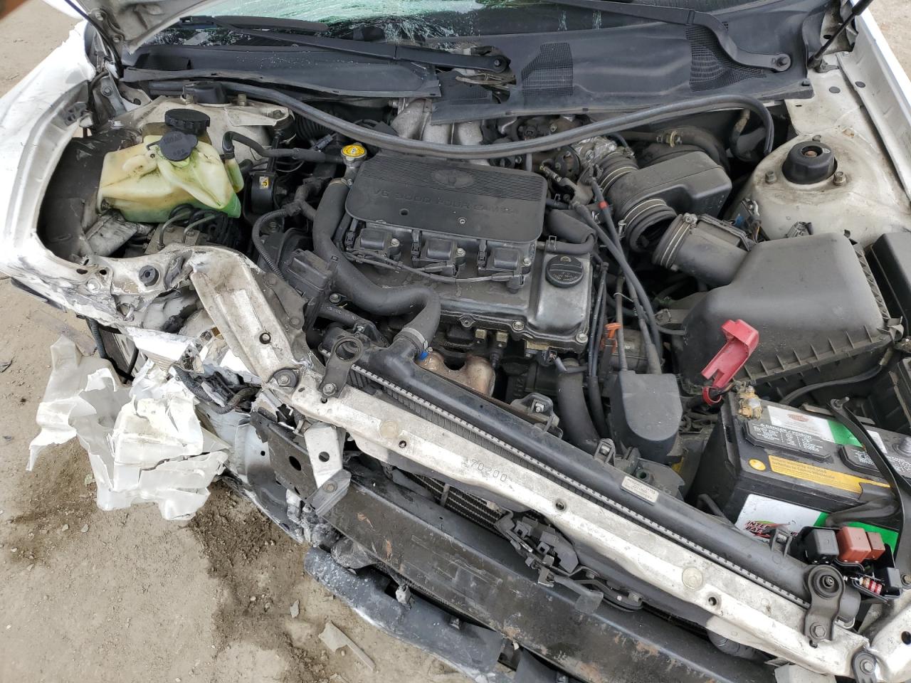 4T1BF22K3YU953061 2000 Toyota Camry Le