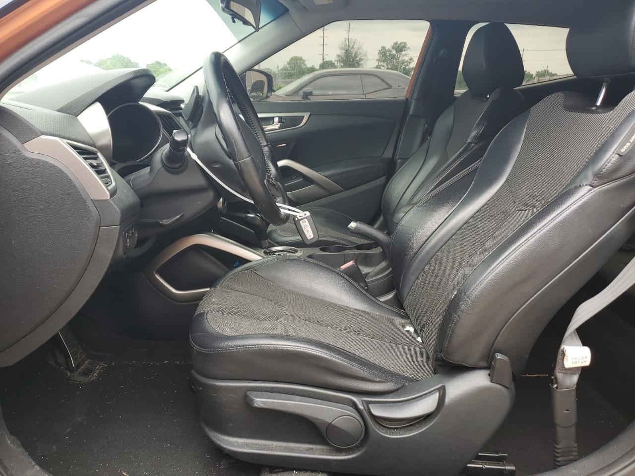 KMHTC6AD7CU053215 2012 Hyundai Veloster