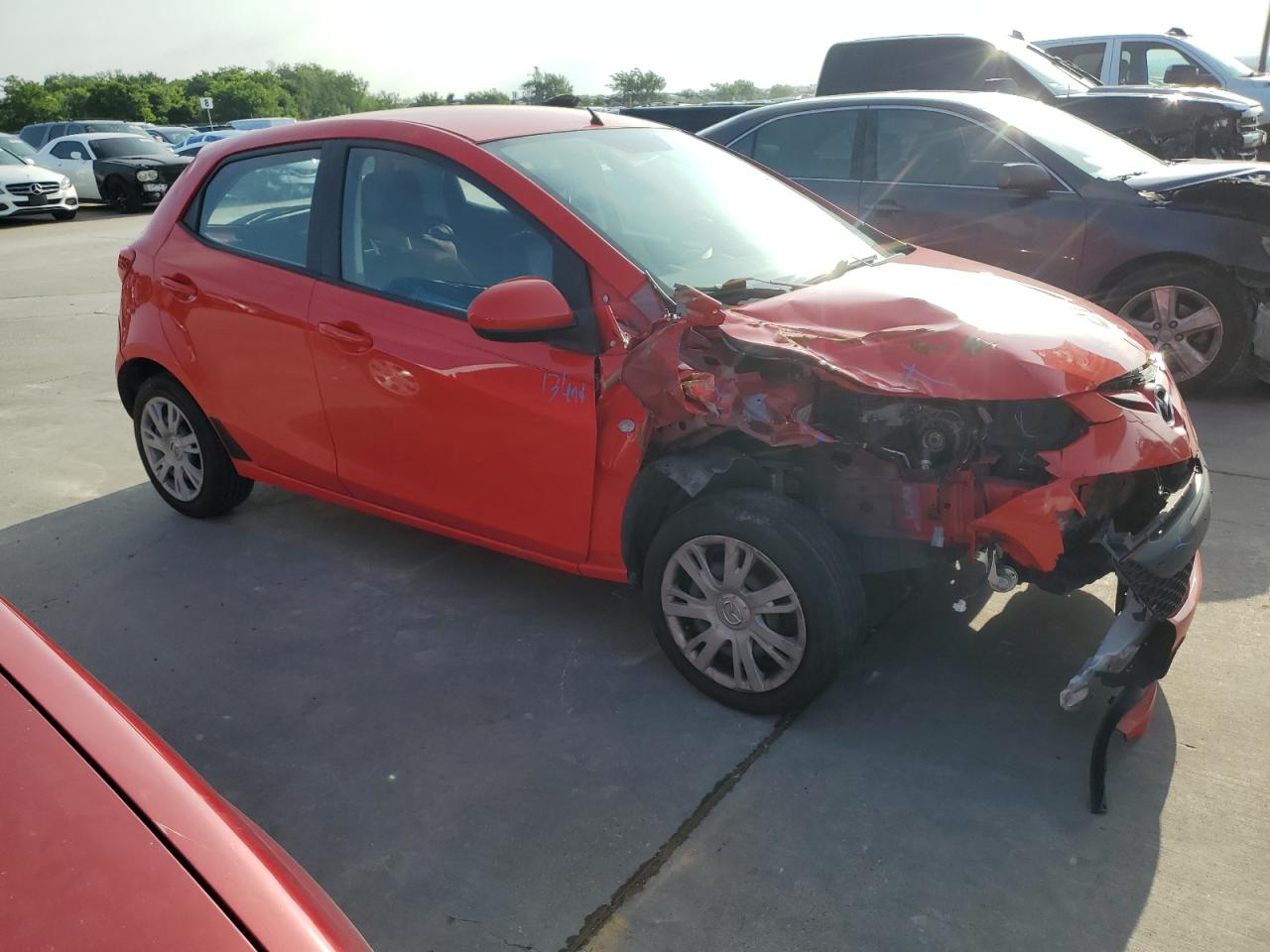 JM1DE1KY4D0162263 2013 Mazda Mazda2