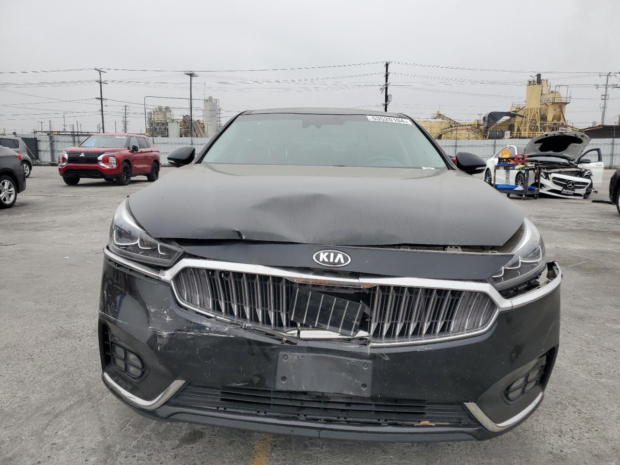 2017 Kia Cadenza Premium vin: KNALC4J10H5058155