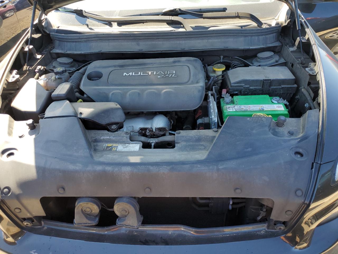 1C4PJLAB8GW165704 2016 Jeep Cherokee Sport