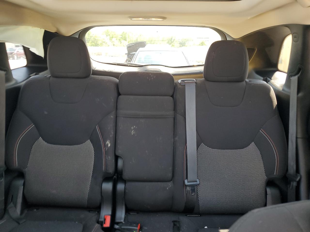 1C4PJLCB7HW578311 2017 Jeep Cherokee Latitude