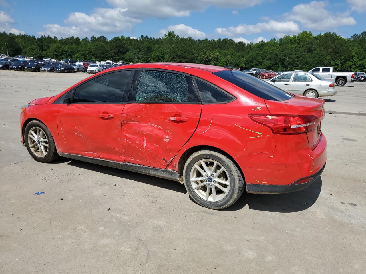 2017 Ford Focus Se vin: 1FADP3F20HL217765