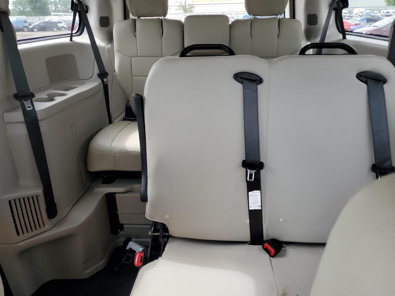 2C7WDGBGXJR363630 2018 Dodge Grand Caravan Se